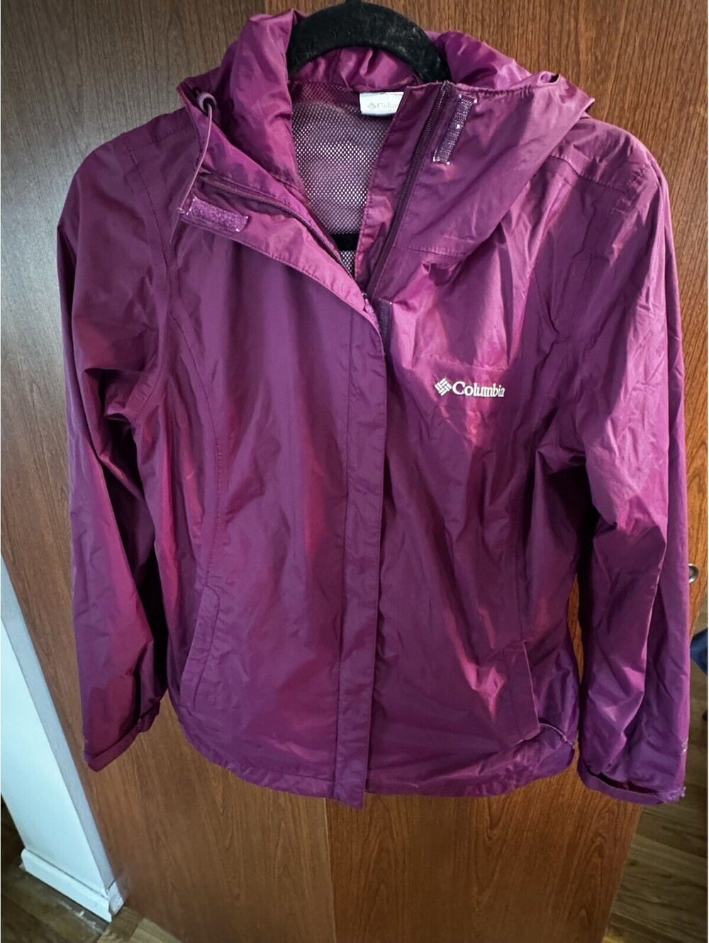 Columbia Arcadia II Womens S Plum Rain Jacket Omni-Tech Packable Hooded